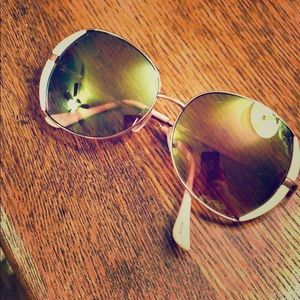Jessica Simpson metallic rainbow lens sunglasses